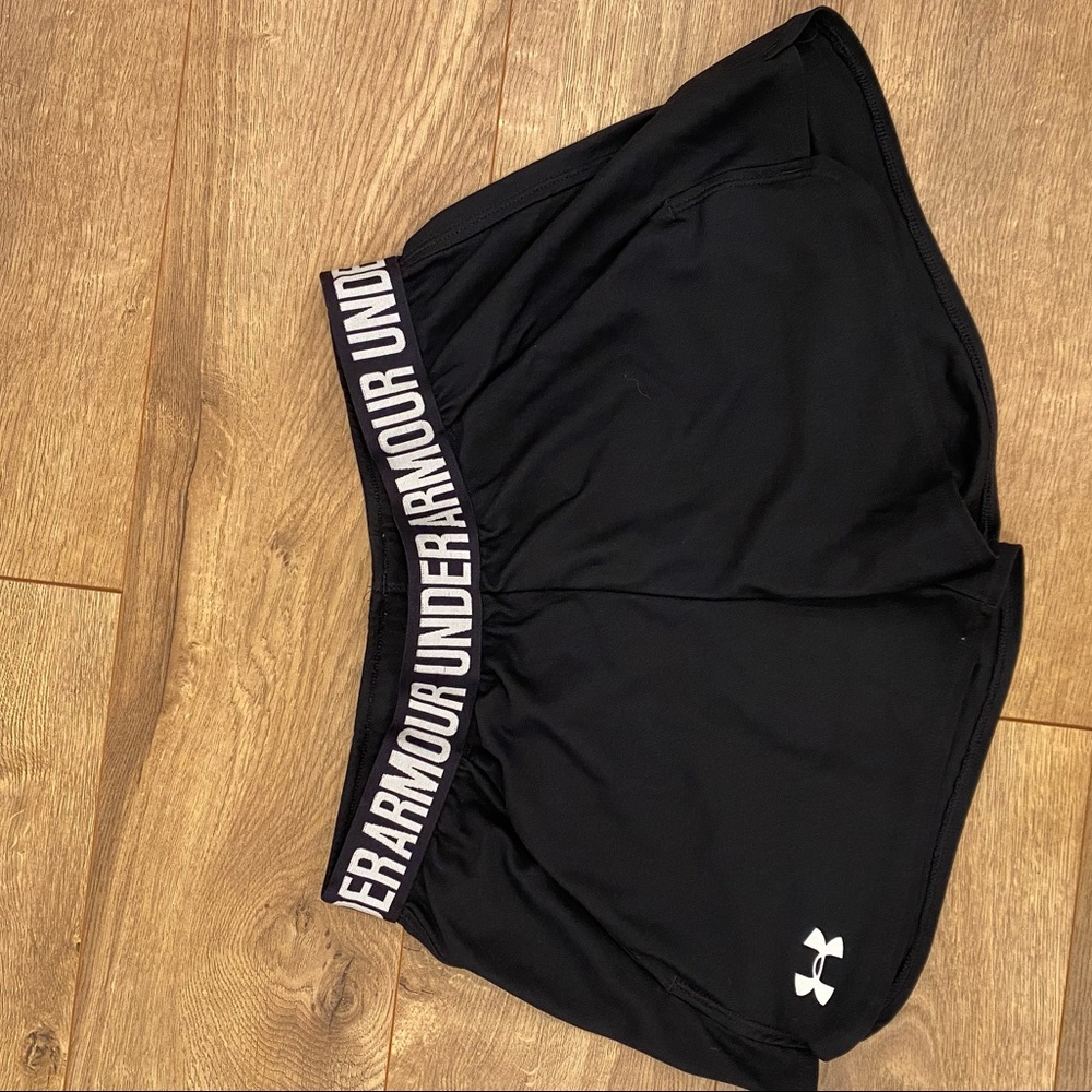 Under Armour running shorts size S